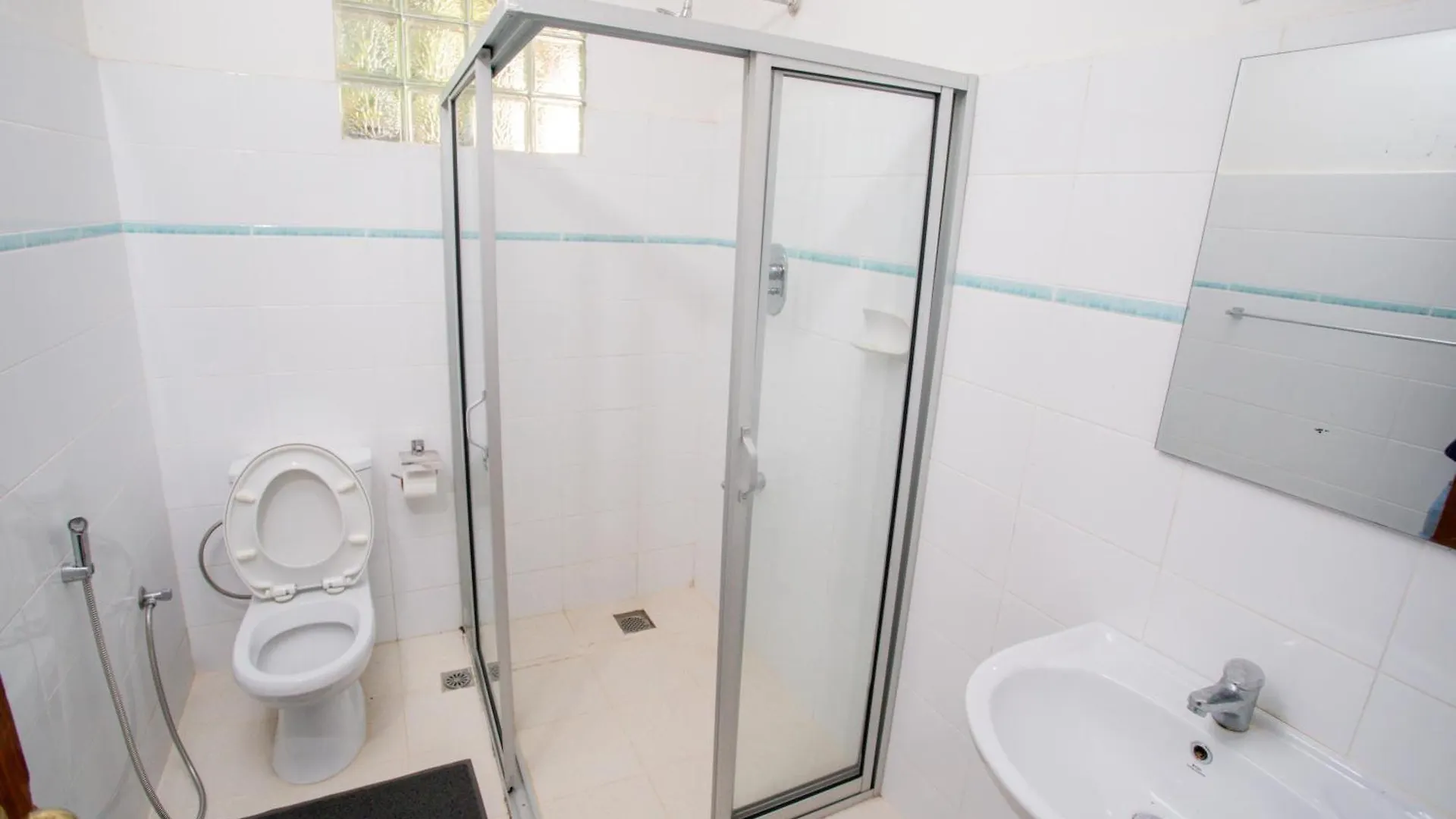 Royal Heritage Resort Kandy Otel