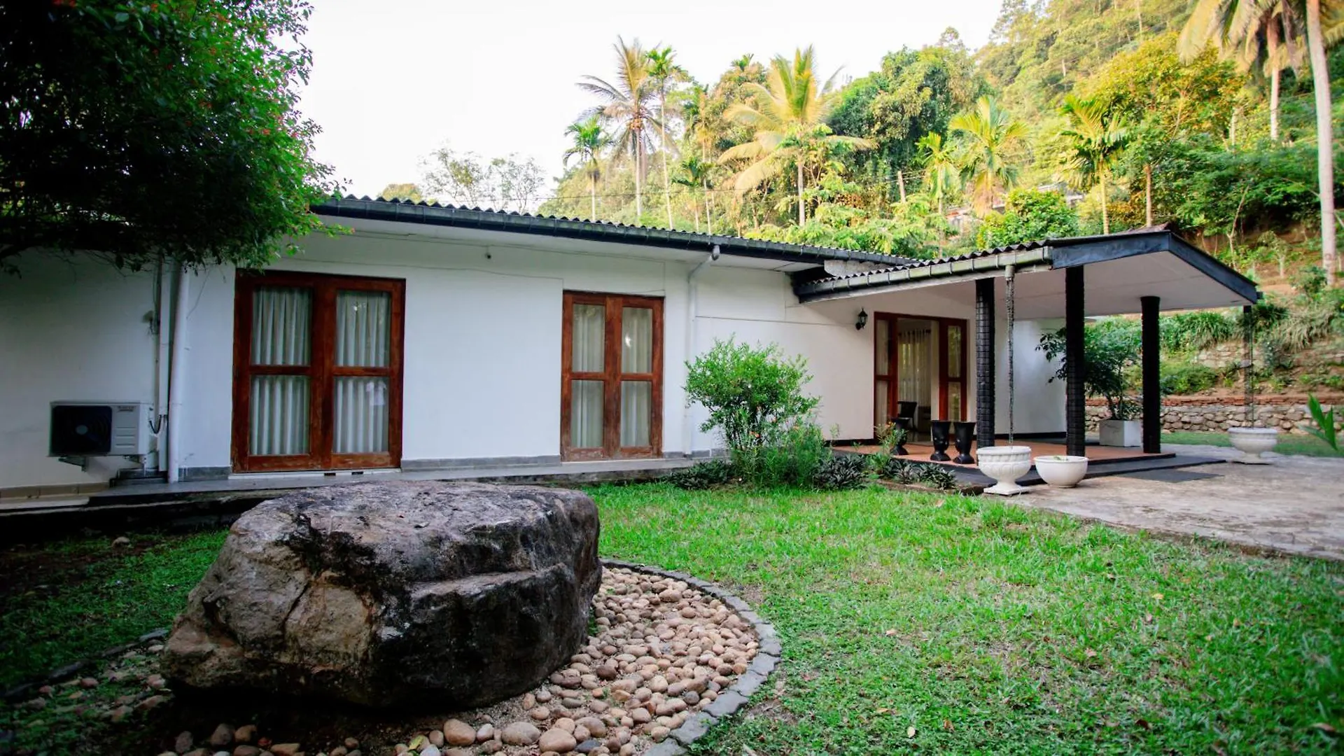 Royal Heritage Resort Kandy 0*,  Sri Lanka